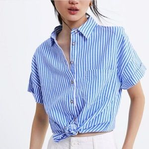 Zara short sleeve cotton linen camp shirt, size Medium, blue & white stripes